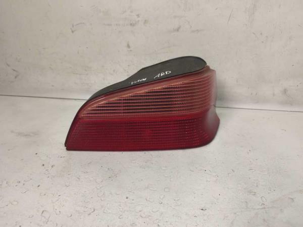 FEU ARRIERE DROIT PEUGEOT 106 5/1996+ - Vue 1